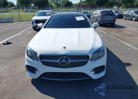 2018 Mercedes-Benz E 400 z USA, uszkodzony, nr VIN WDD1J6FB2JF065868